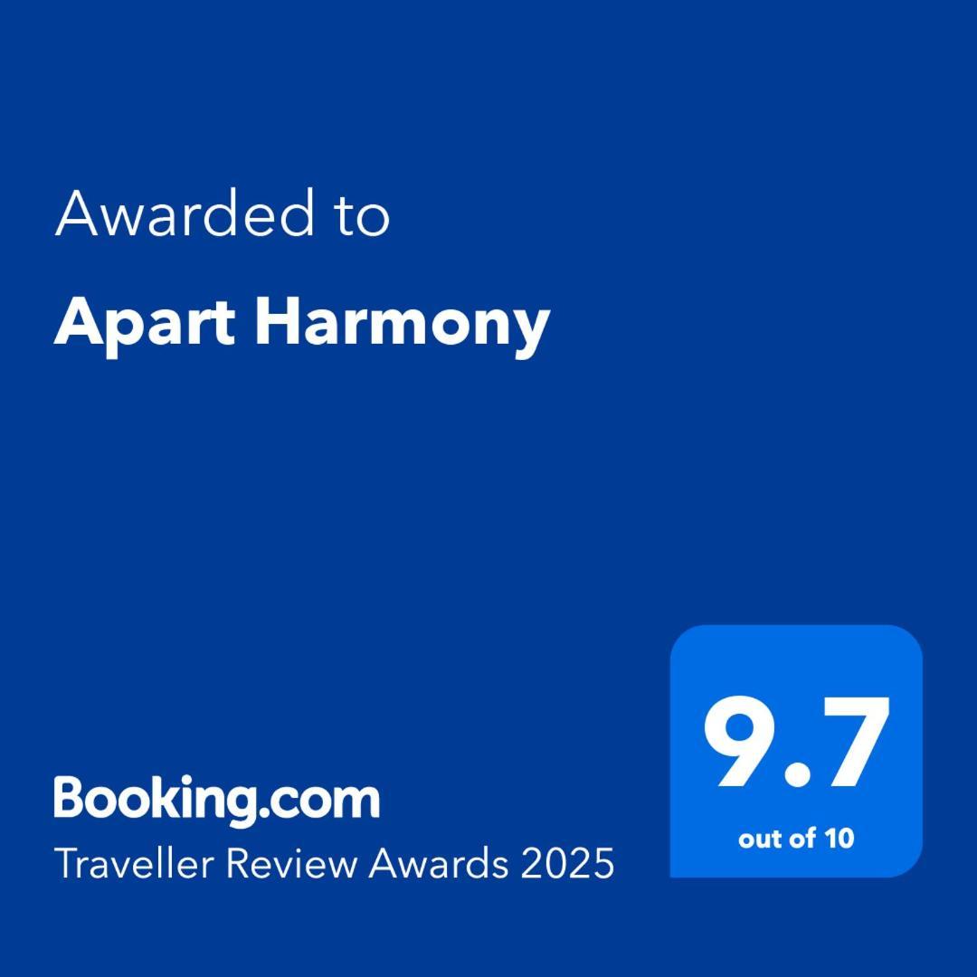 Apart Harmony Ruse Luaran gambar